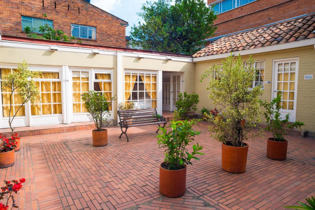 Hotel Casona Del Patio Bogotá Exterior foto