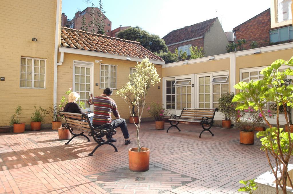 Hotel Casona Del Patio Bogotá Exterior foto
