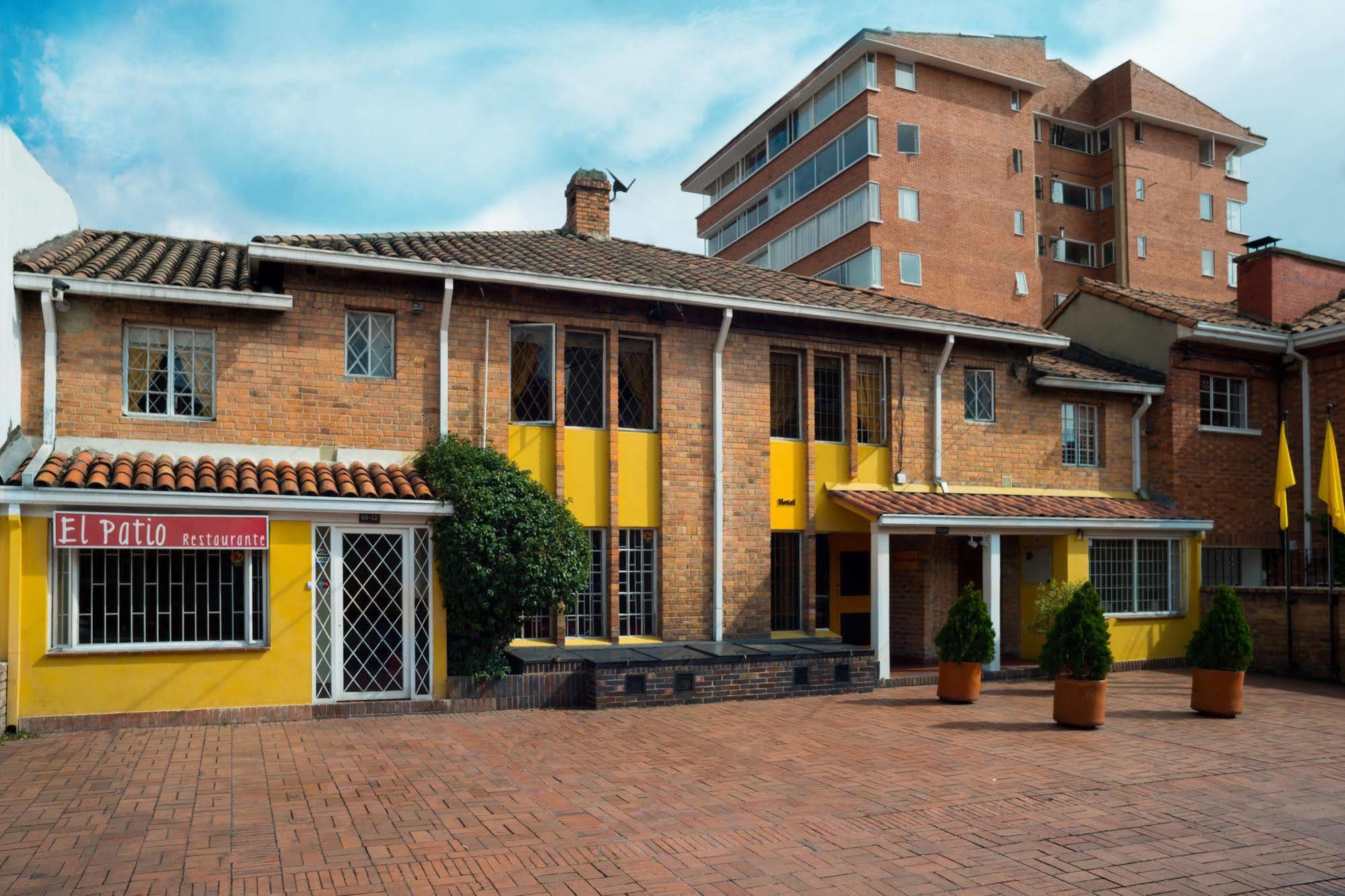 Hotel Casona Del Patio Bogotá Exterior foto